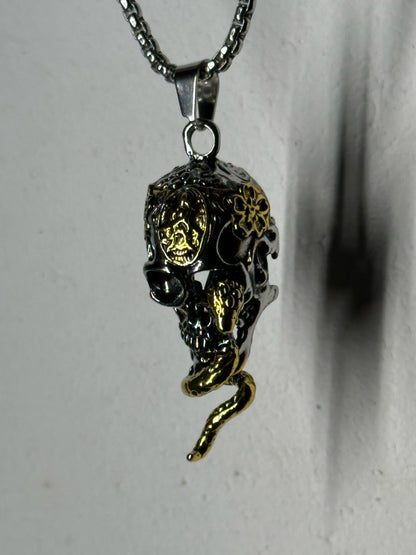 Gothic Skull Pendant